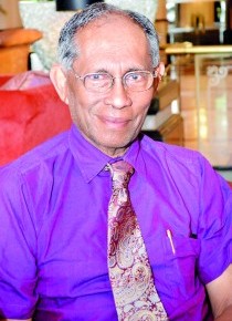 Prof. Chandra Wickramasinghe: The Origins of Life on Earth